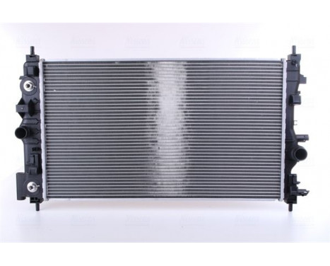 Radiator, engine cooling 630724 Nissens, Image 3