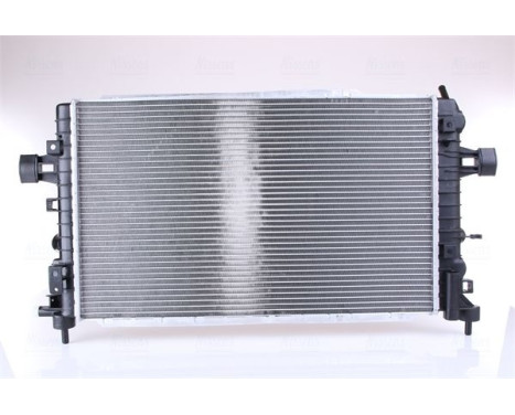 Radiator, engine cooling 63121 Nissens, Image 3