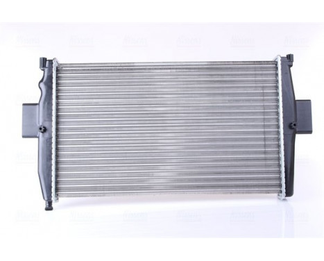 Radiator, engine cooling 63328 Nissens, Image 4