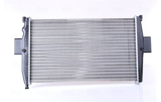 Radiator, engine cooling 63328 Nissens, Image 4