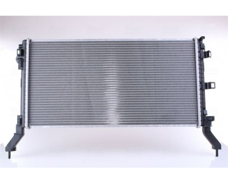 Radiator, engine cooling 637603 Nissens, Image 4