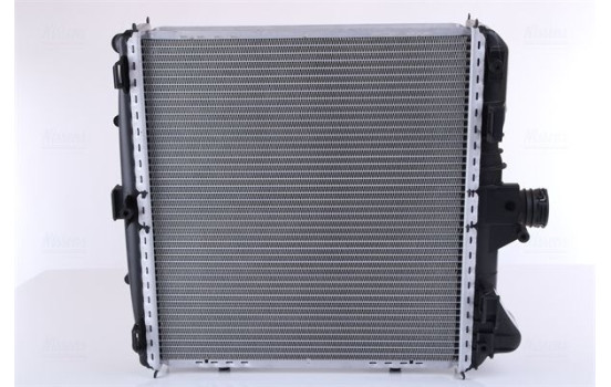 Radiator, engine cooling 637774 Nissens, Image 3