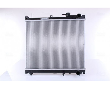 Radiator, engine cooling 641756 Nissens, Image 3