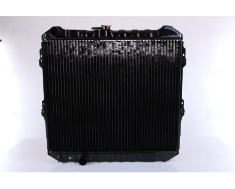 Radiator, engine cooling 64613 Nissens, Image 3