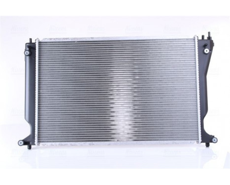 Radiator, engine cooling 64695 Nissens, Image 3