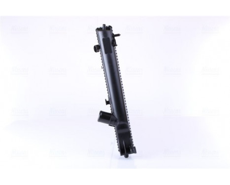 Radiator, engine cooling 64695 Nissens, Image 4