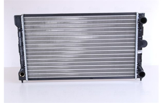 Radiator, engine cooling 651741 Nissens, Image 3