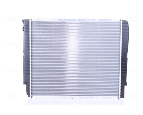 Radiator, engine cooling 65530A Nissens, Image 5