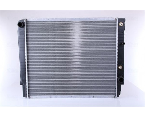 Radiator, engine cooling 65542A Nissens, Image 3