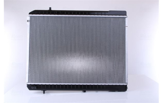 Radiator, engine cooling 666230 Nissens, Image 3