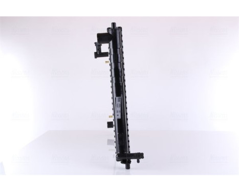 Radiator, engine cooling 66640 Nissens, Image 4