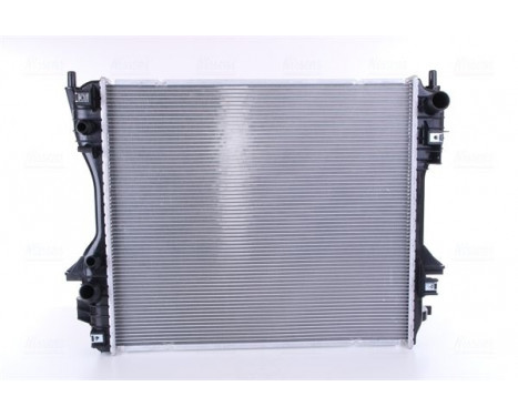 Radiator, engine cooling 66709 Nissens, Image 2