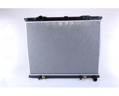 Radiator, engine cooling 66777 Nissens, Image 2