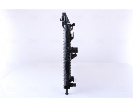 Radiator, engine cooling 66860 Nissens, Image 5