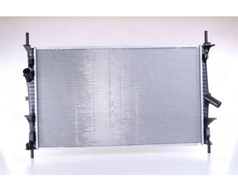 Radiator, engine cooling 66861 Nissens, Image 2