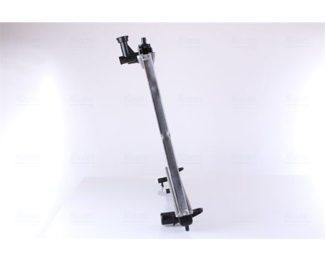 Radiator, engine cooling 67095 Nissens, Image 4