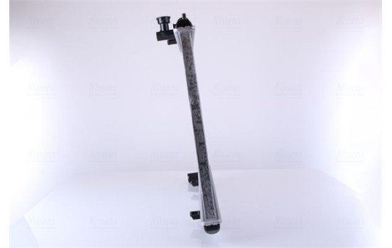 Radiator, engine cooling 67366 Nissens, Image 4