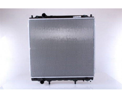 Radiator, engine cooling 67482 Nissens, Image 3