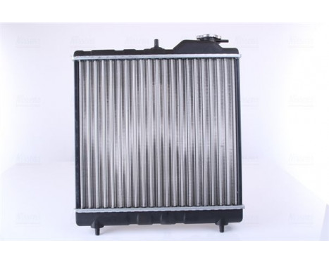 Radiator, engine cooling 67500A Nissens, Image 4