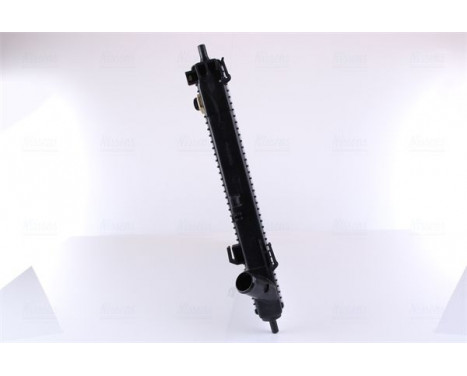 Radiator, engine cooling 675038 Nissens, Image 4