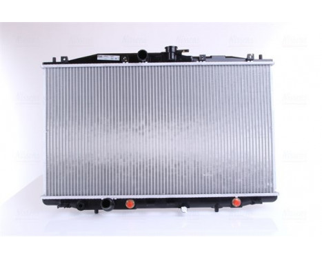 Radiator, engine cooling 68112 Nissens, Image 3