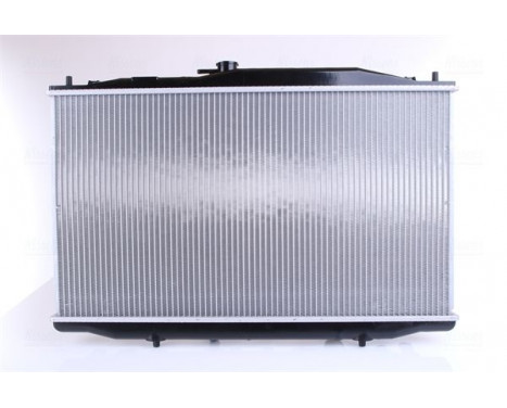 Radiator, engine cooling 68112 Nissens, Image 4