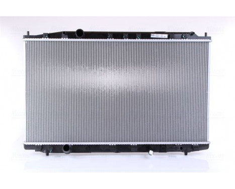 Radiator, engine cooling 68137 Nissens, Image 2