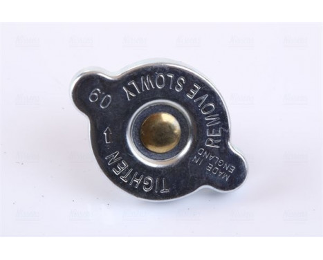 Radiator, engine cooling 68537 Nissens, Image 6