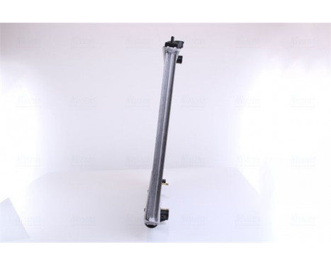 Radiator, engine cooling 68709A Nissens, Image 6