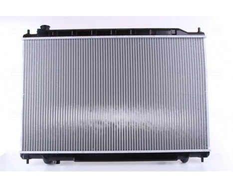 Radiator, engine cooling 68712 Nissens, Image 4