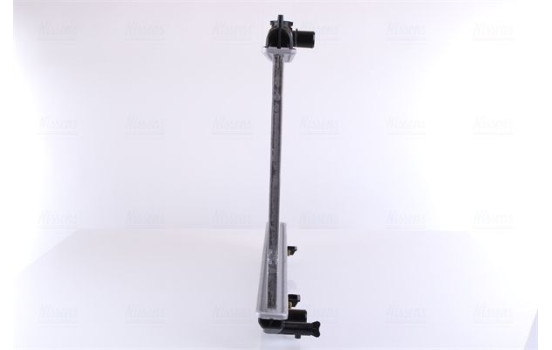 Radiator, engine cooling 68736 Nissens, Image 5