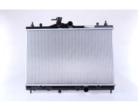 Radiator, engine cooling 68741 Nissens, Image 2