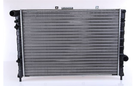 Radiator, engine cooling 68804 Nissens, Image 2