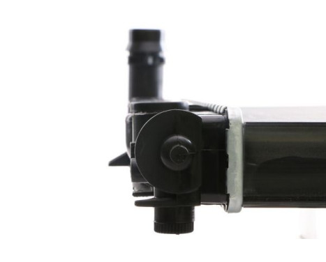 Radiator, engine cooling, Image 12