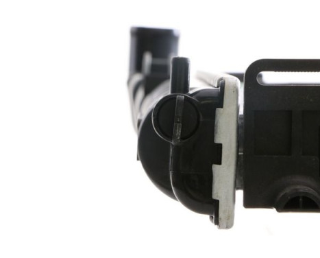 Radiator, engine cooling, Image 11