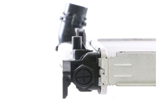 Radiator, engine cooling, Image 12