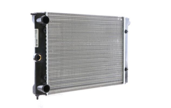 Radiator, engine cooling, Image 8