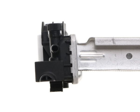 Radiator, engine cooling, Image 14