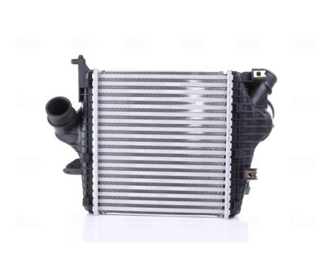 Intercooler, charge air cooler 961304 Nissens, Image 2