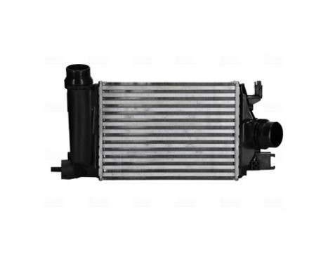 Intercooler, charge air cooler 961359 Nissens