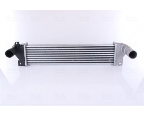 Intercooler, charge air cooler 961425 Nissens