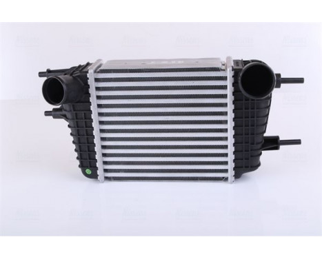 Intercooler, charger 961116 Nissens