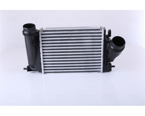 Intercooler, charger 961121 Nissens