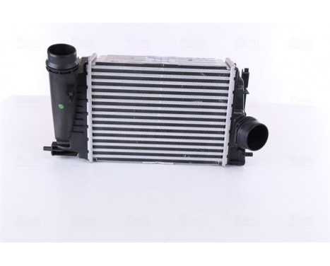 Intercooler, charger 961521 Nissens