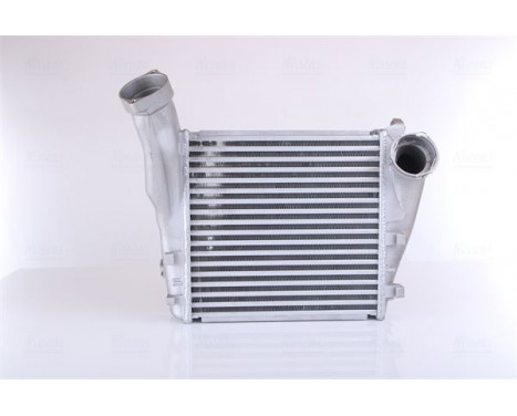Intercooler, charger 96178 Nissens