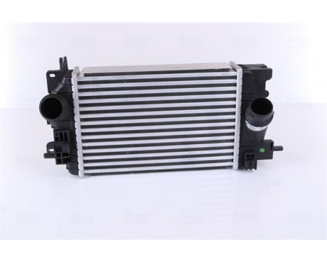 Intercooler, charger 96196 Nissens