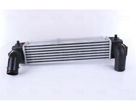 Intercooler, charger 96215 Nissens