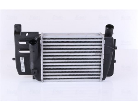 Intercooler, charger 96262 Nissens
