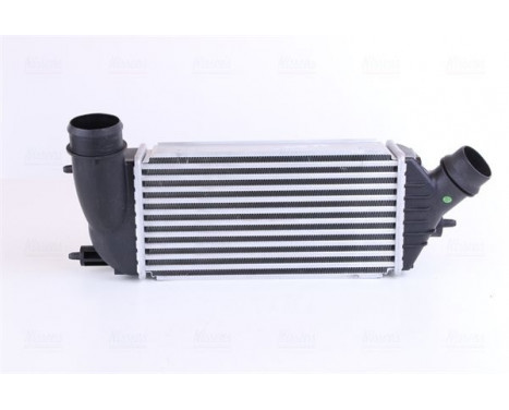 Intercooler, charger 96467 Nissens