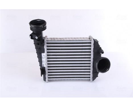 Intercooler, charger 96469 Nissens